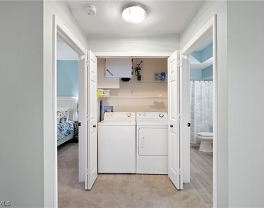 2295 Carrington Court - Photo Thumbnail 18