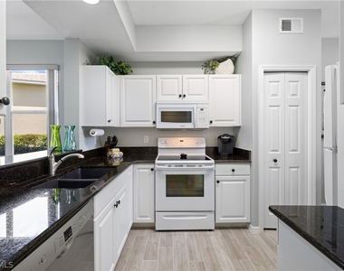 2295 Carrington Court - Photo Thumbnail 5