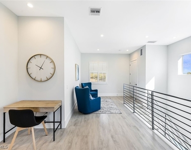596 111th Avenue N - Photo Thumbnail 17