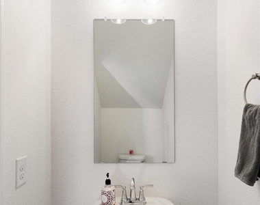 632 Silver Pear Ct - Photo Thumbnail 13