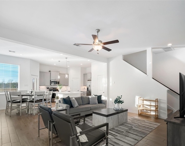 632 Silver Pear Ct - Photo Thumbnail 5