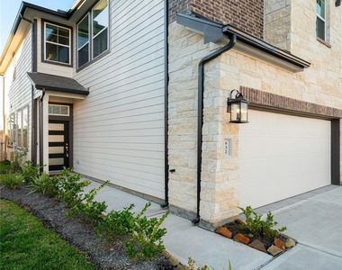 632 Silver Pear Ct - Photo Thumbnail 27