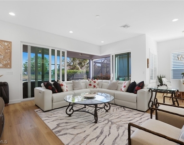 11479 Coronado Way - Photo Thumbnail 8