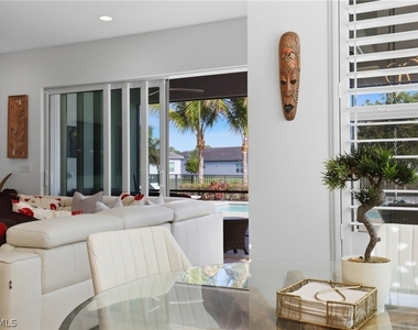 11479 Coronado Way - Photo Thumbnail 13