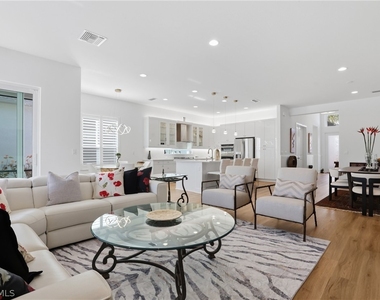 11479 Coronado Way - Photo Thumbnail 10