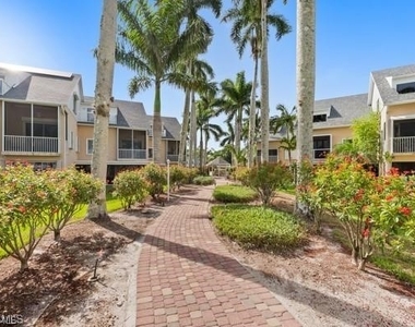 819 James Street - Photo Thumbnail 10