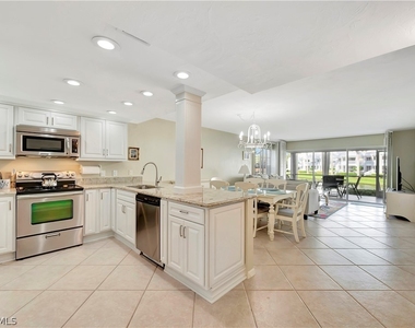 6131 Pelican Bay Boulevard - Photo Thumbnail 5