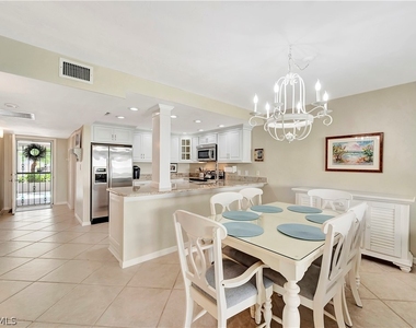 6131 Pelican Bay Boulevard - Photo Thumbnail 6