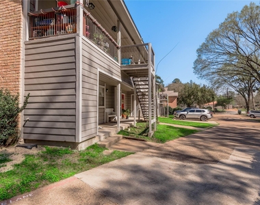 2404 Sycamore Avenue - Photo Thumbnail 2