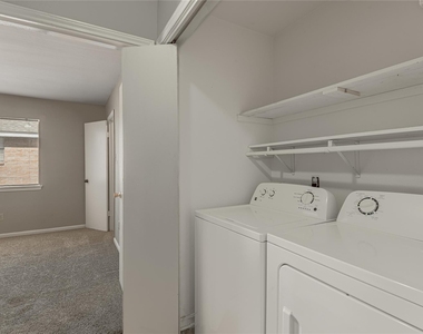 2404 Sycamore Avenue - Photo Thumbnail 21