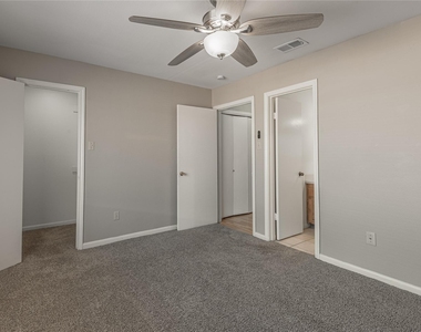 2404 Sycamore Avenue - Photo Thumbnail 19
