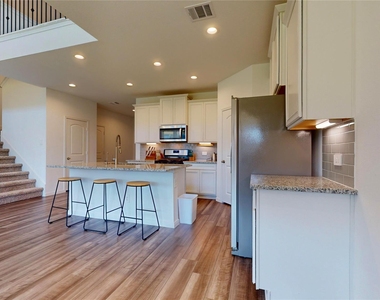1522 Oakdale Crest Road - Photo Thumbnail 11