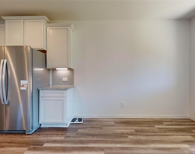 1522 Oakdale Crest Road - Photo Thumbnail 10