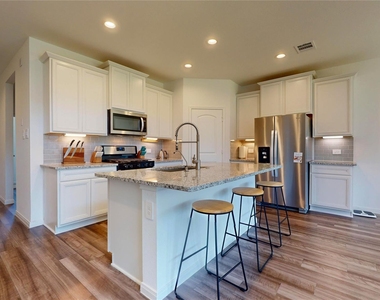 1522 Oakdale Crest Road - Photo Thumbnail 12
