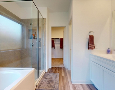 1522 Oakdale Crest Road - Photo Thumbnail 26