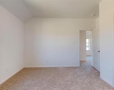 1522 Oakdale Crest Road - Photo Thumbnail 43