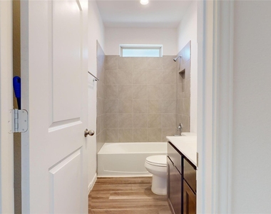 1522 Oakdale Crest Road - Photo Thumbnail 19