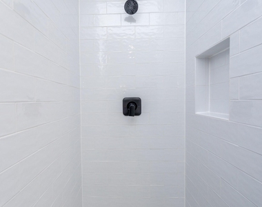 1439 W 25th Street - Photo Thumbnail 29