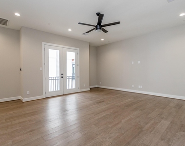 1439 W 25th Street - Photo Thumbnail 25