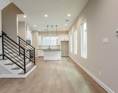 1439 W 25th Street - Photo Thumbnail 12