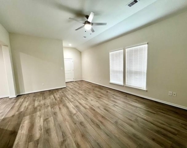 851 A Arbor Pines Ct - Photo Thumbnail 1