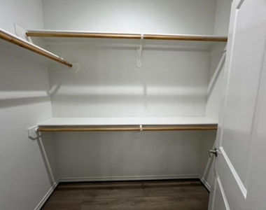 851 A Arbor Pines Ct - Photo Thumbnail 9
