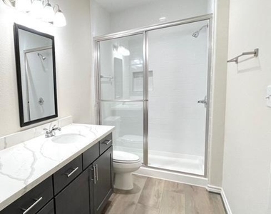 851 A Arbor Pines Ct - Photo Thumbnail 10