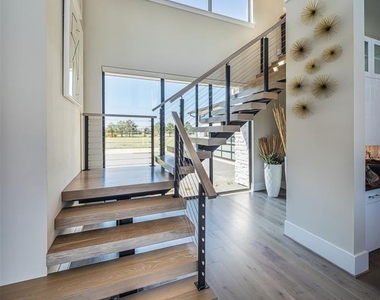 11502 Lago Bella Drive - Photo Thumbnail 5