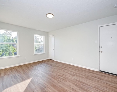 6420 Conley Street - Photo Thumbnail 11