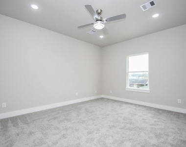 4401 Alvin - Photo Thumbnail 8