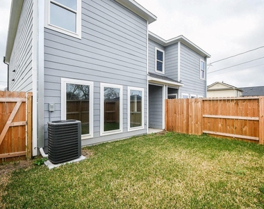 4401 Alvin - Photo Thumbnail 18