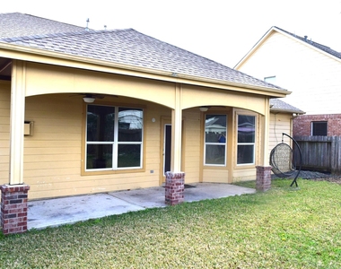 4911 Dwarf Honey Suckle Court - Photo Thumbnail 21