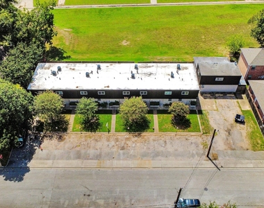 708 Staitti Street - Photo Thumbnail 16
