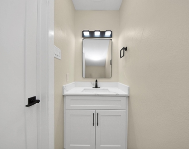 708 Staitti Street - Photo Thumbnail 5