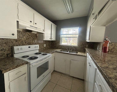6702 Biggs Court - Photo Thumbnail 2