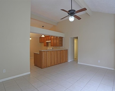 11011 Shadowfield Drive - Photo Thumbnail 3