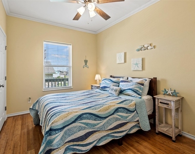 3923 Reeves Drive - Photo Thumbnail 17