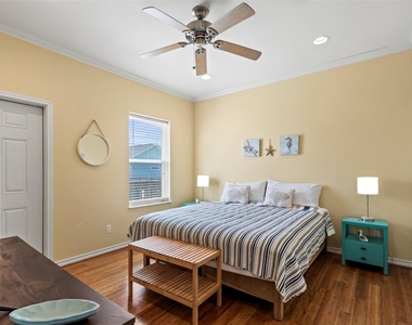 3923 Reeves Drive - Photo Thumbnail 19