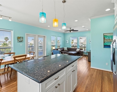 3923 Reeves Drive - Photo Thumbnail 11