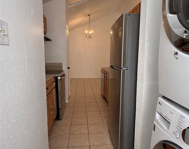 12707 Marble Drive - Photo Thumbnail 7