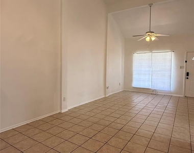 12707 Marble Drive - Photo Thumbnail 3