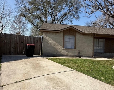 12707 Marble Drive - Photo Thumbnail 32