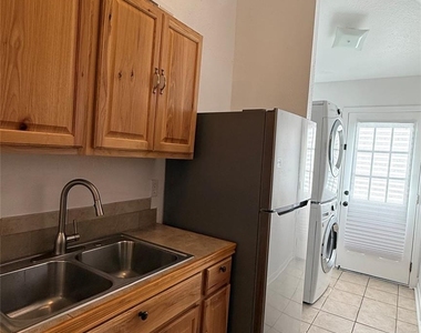 12707 Marble Drive - Photo Thumbnail 14
