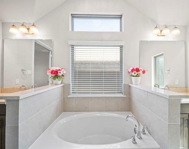 26406 Polaris Rise Lane - Photo Thumbnail 12