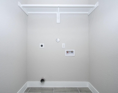 4401 Alvin - Photo Thumbnail 14