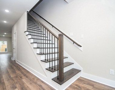 4401 Alvin - Photo Thumbnail 15