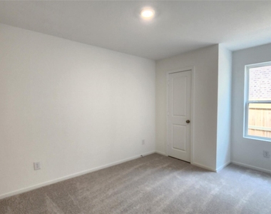 16815 Old Wagon Way - Photo Thumbnail 30