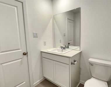 16815 Old Wagon Way - Photo Thumbnail 20