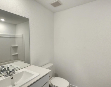 16815 Old Wagon Way - Photo Thumbnail 19