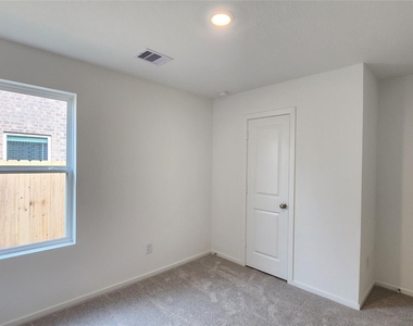 16815 Old Wagon Way - Photo Thumbnail 26